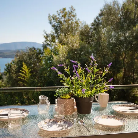 Agrili Sea View * 칼라미